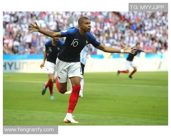 皇马签下法国天才前锋姆巴佩，引爆夏季转会市场